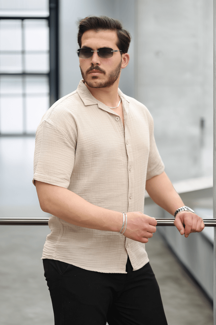Yarım Oversize Apaş Yaka Kısa Kol Müslin Kumaş Erkek Gömlek - BEJ