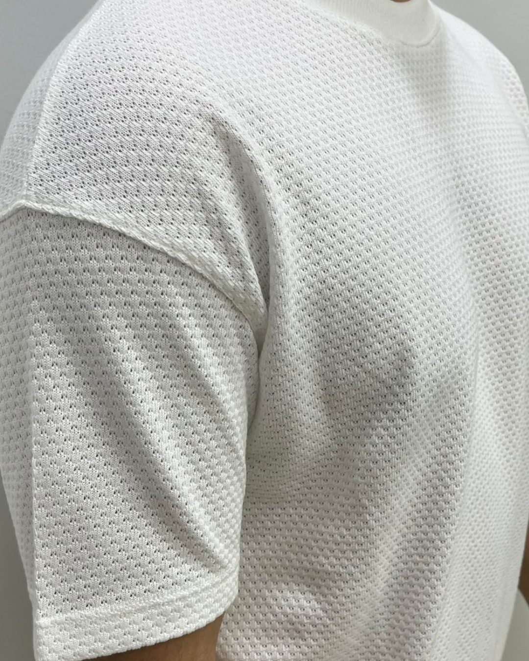 DarkCloud Mesh White – Hafiflik ve Şıklığın Buluşması
