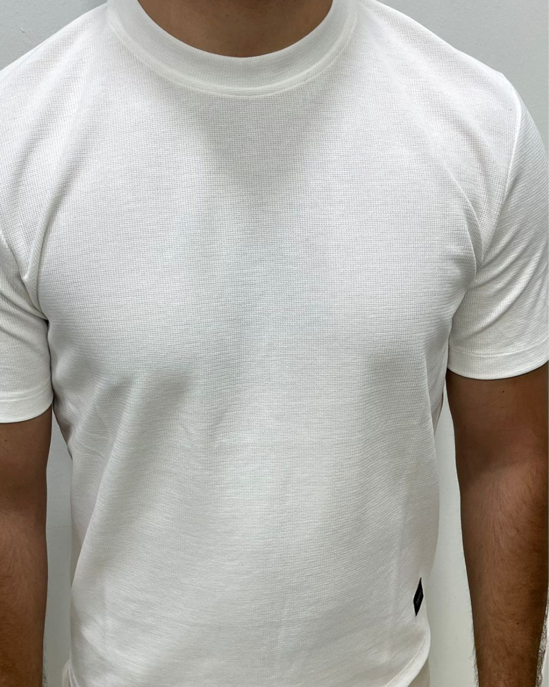 Essential White – Sade, Net, Zamansız