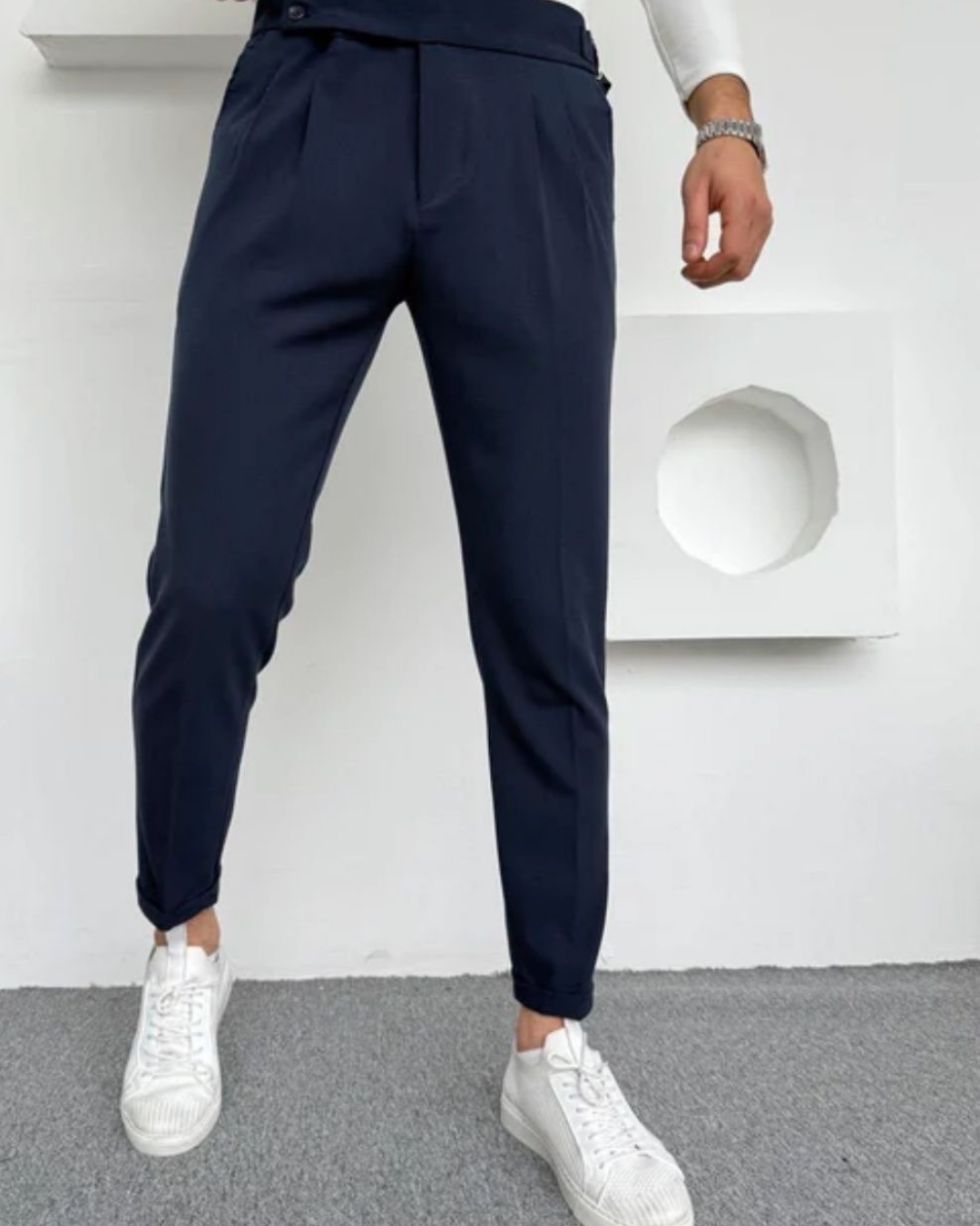 Beyaz Pileli Slim Fit Erkek Kumaş Pantolon