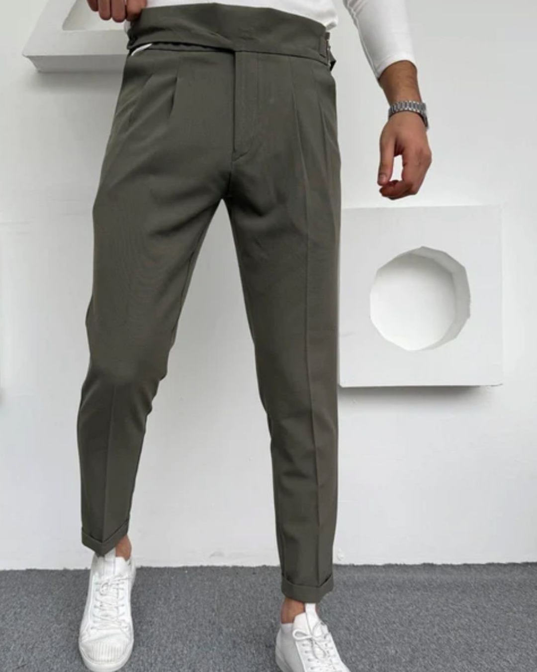 Beyaz Pileli Slim Fit Erkek Kumaş Pantolon