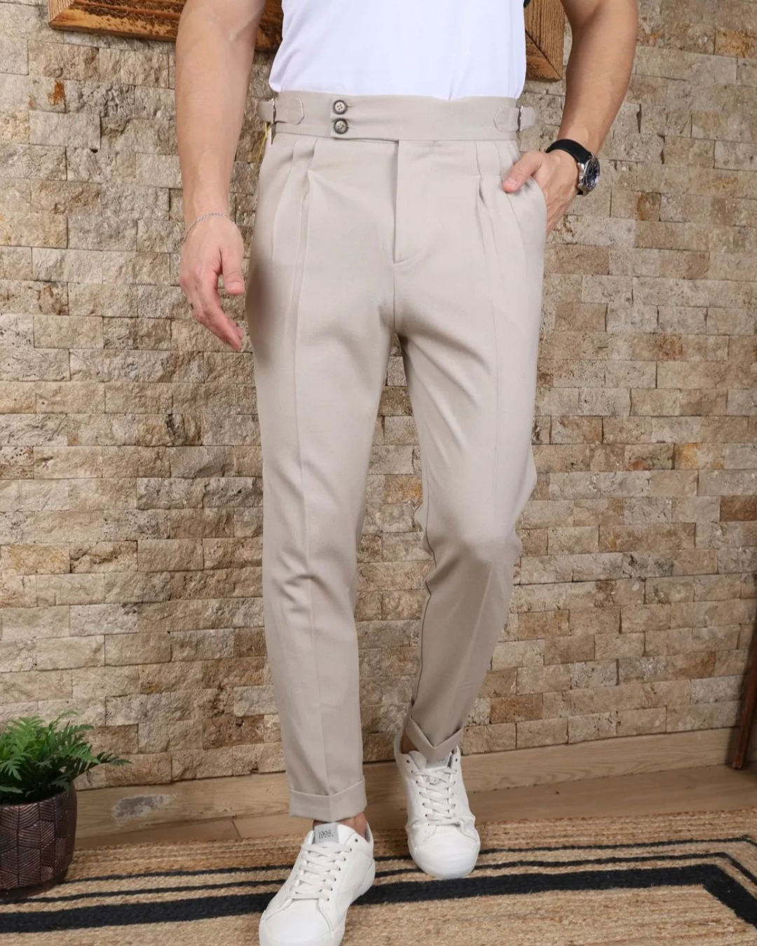 Beyaz Pileli Slim Fit Erkek Kumaş Pantolon