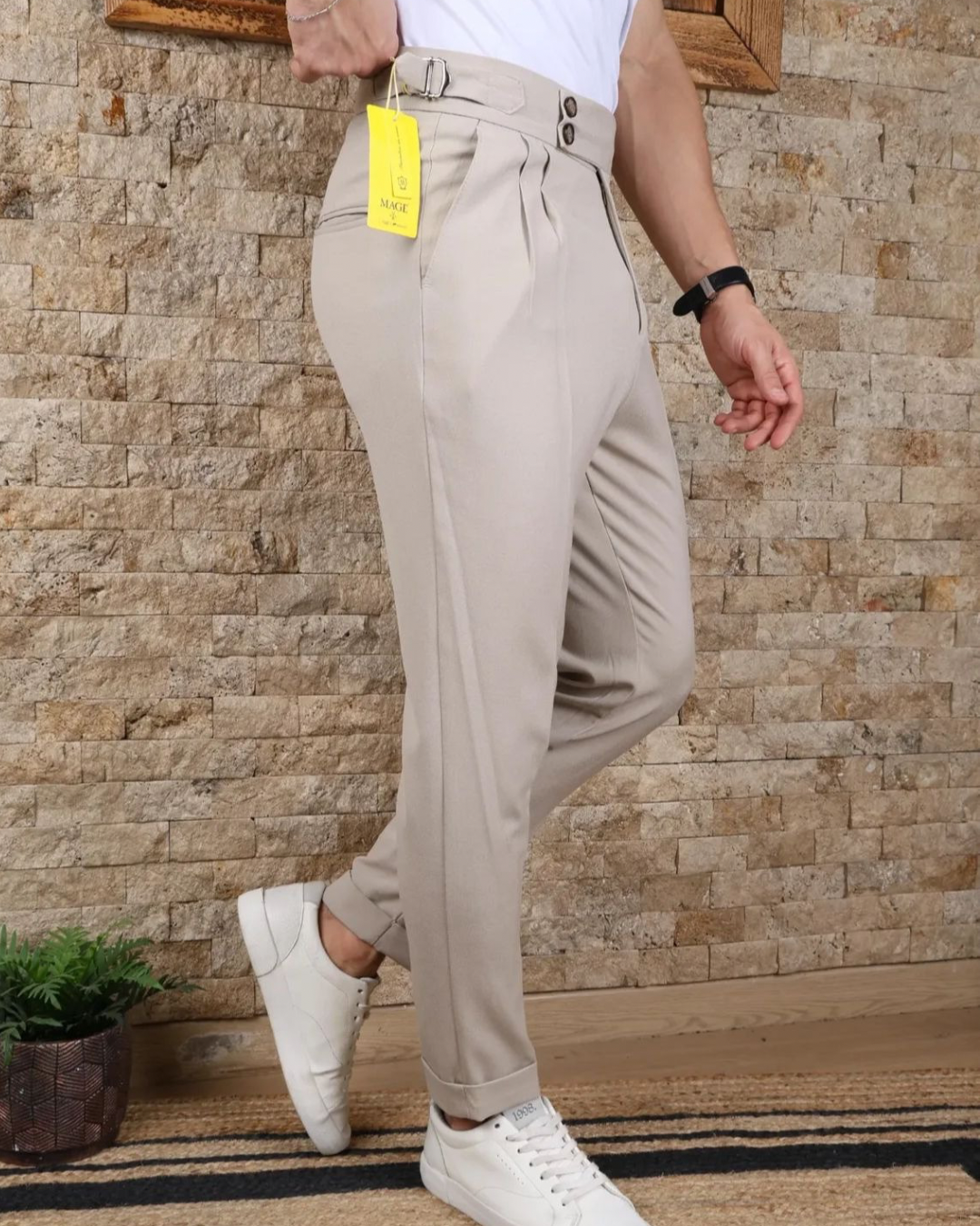 Beyaz Pileli Slim Fit Erkek Kumaş Pantolon