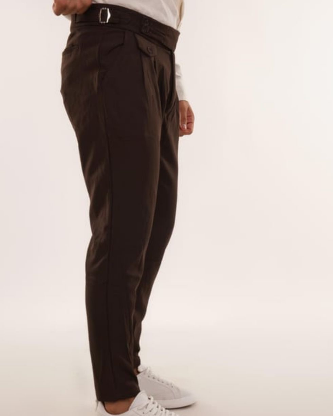 Beyaz Pileli Slim Fit Erkek Kumaş Pantolon