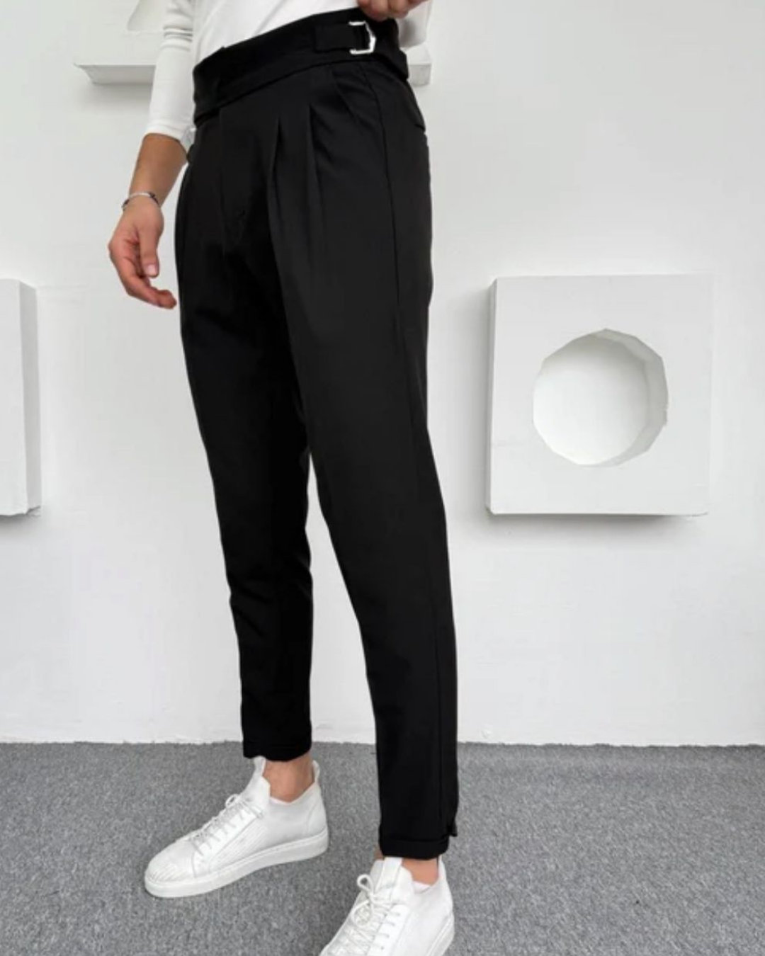 Beyaz Pileli Slim Fit Erkek Kumaş Pantolon