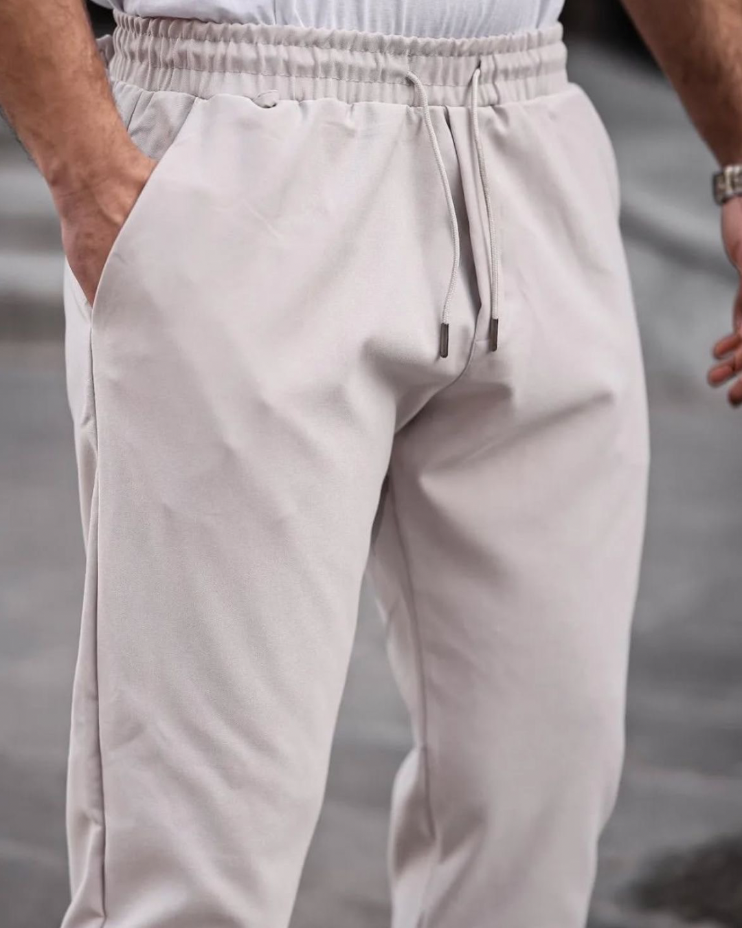 Bej Rengi Beli Lastikli Jogger Eşofman