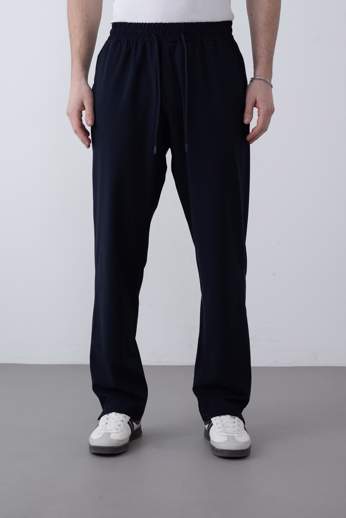 Beli Lastikli İnce Baggy Pantolon